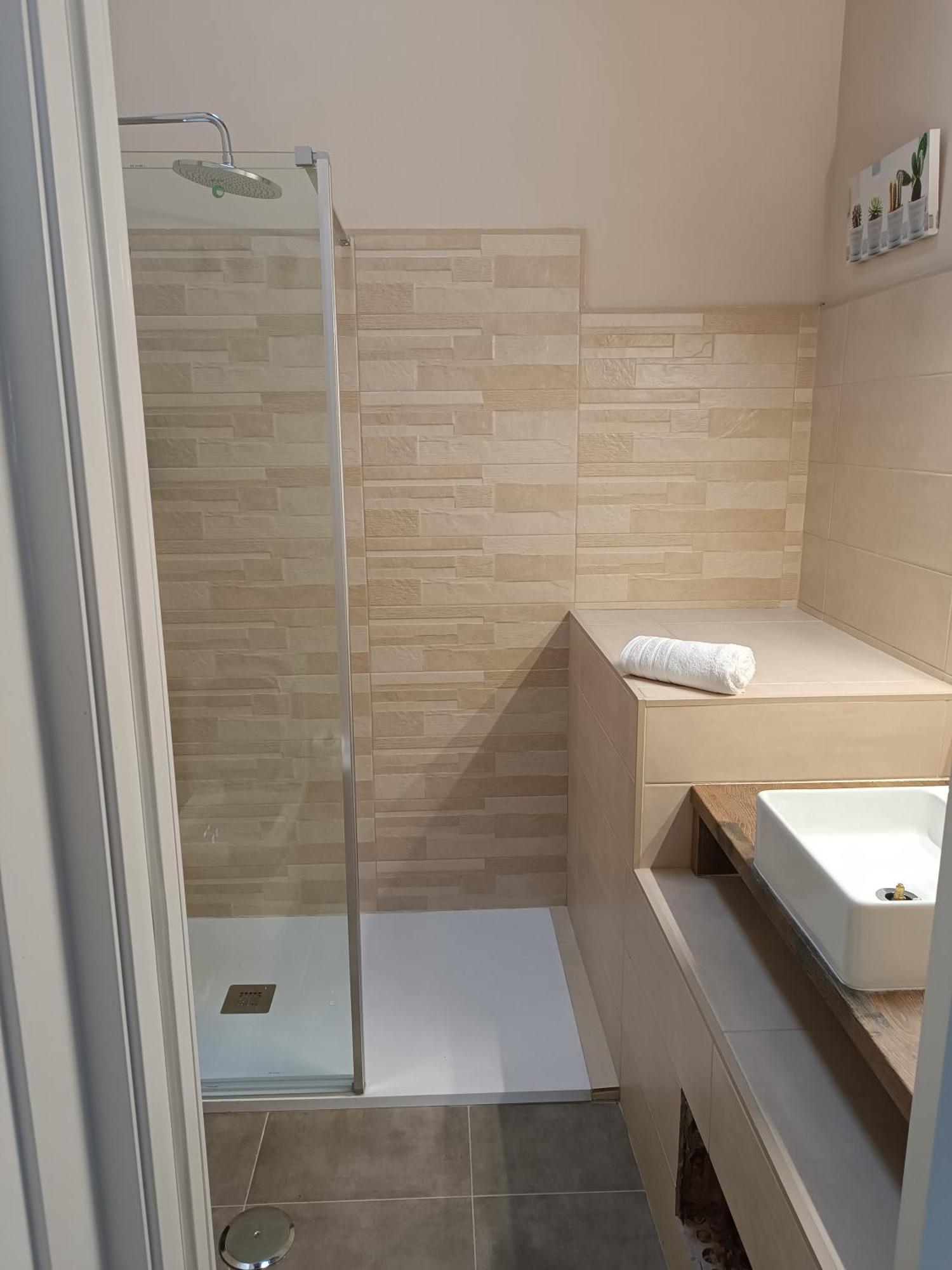 Apartamentos Turisticos Avila Puerta De Los Leales 1-2 מראה חיצוני תמונה